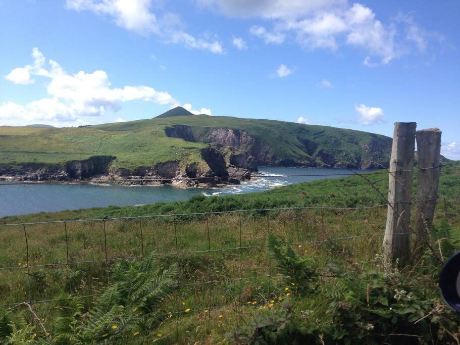 Cahirciveen Marina, Ring Of Kerry 캐허시빈 외부 사진